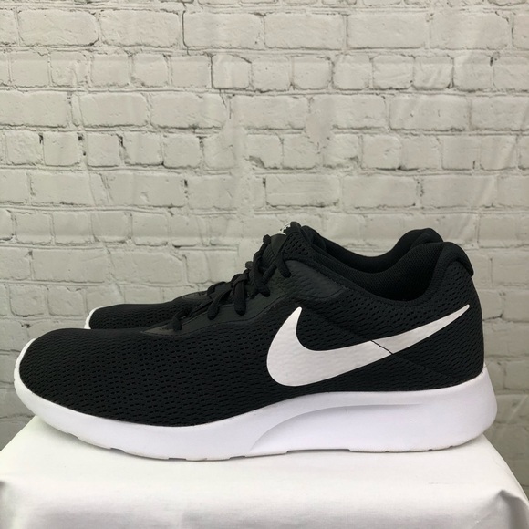 nike tanjun size 15